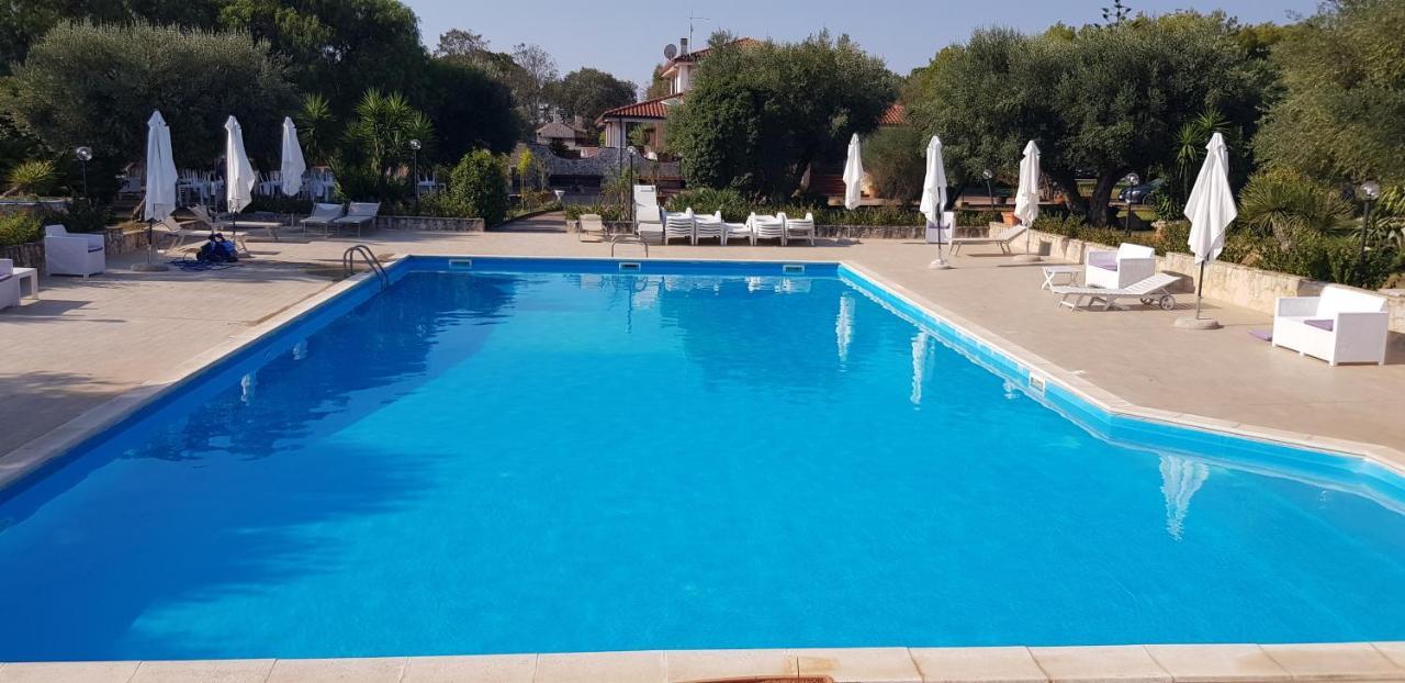 Relais D 'Itria Panzió Grottaglie Kültér fotó